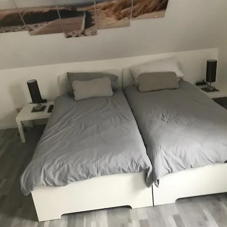 Nok Oben Lägenhet
